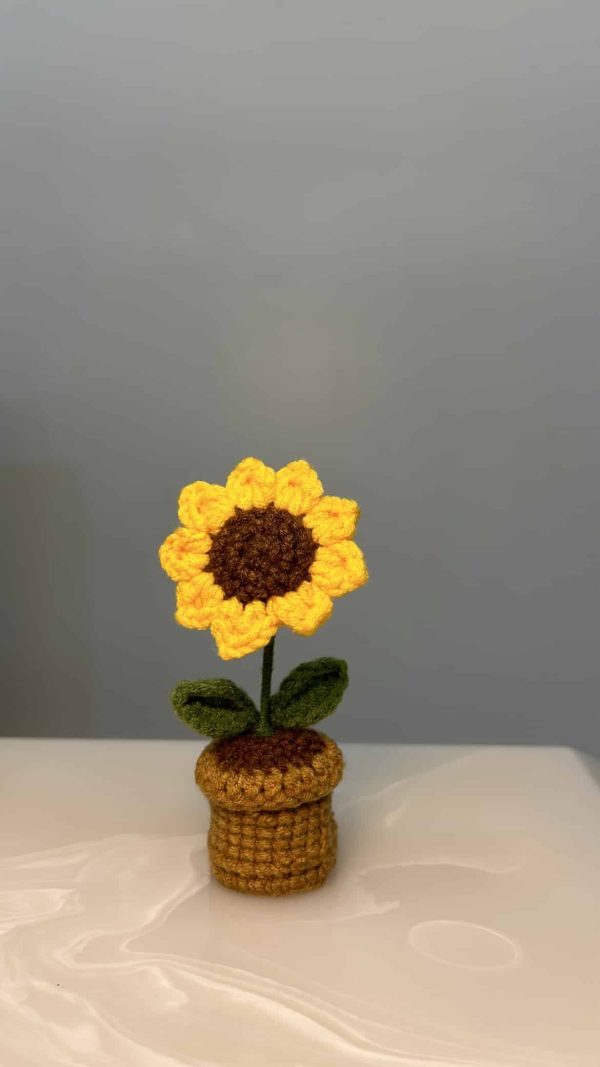 Sunflower Mini Pot - Image 3