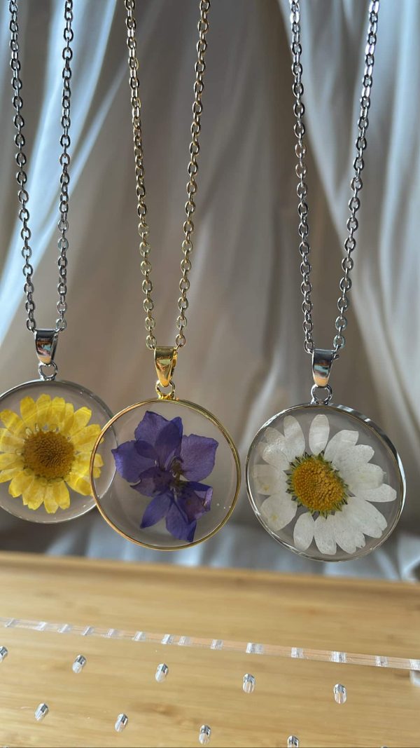 Daisy necklace - Image 3