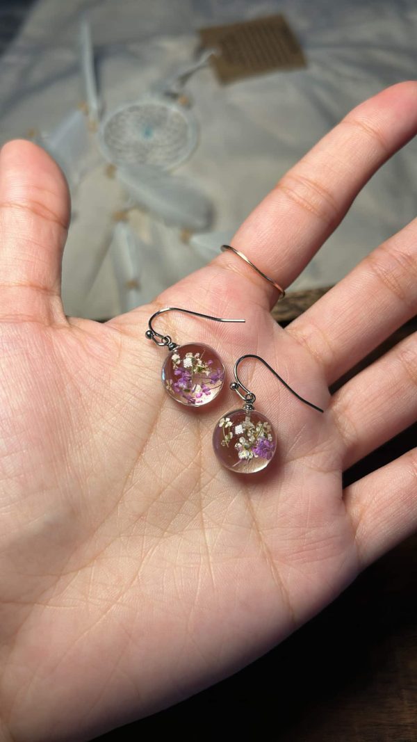 Annora earring and necklace - Image 2