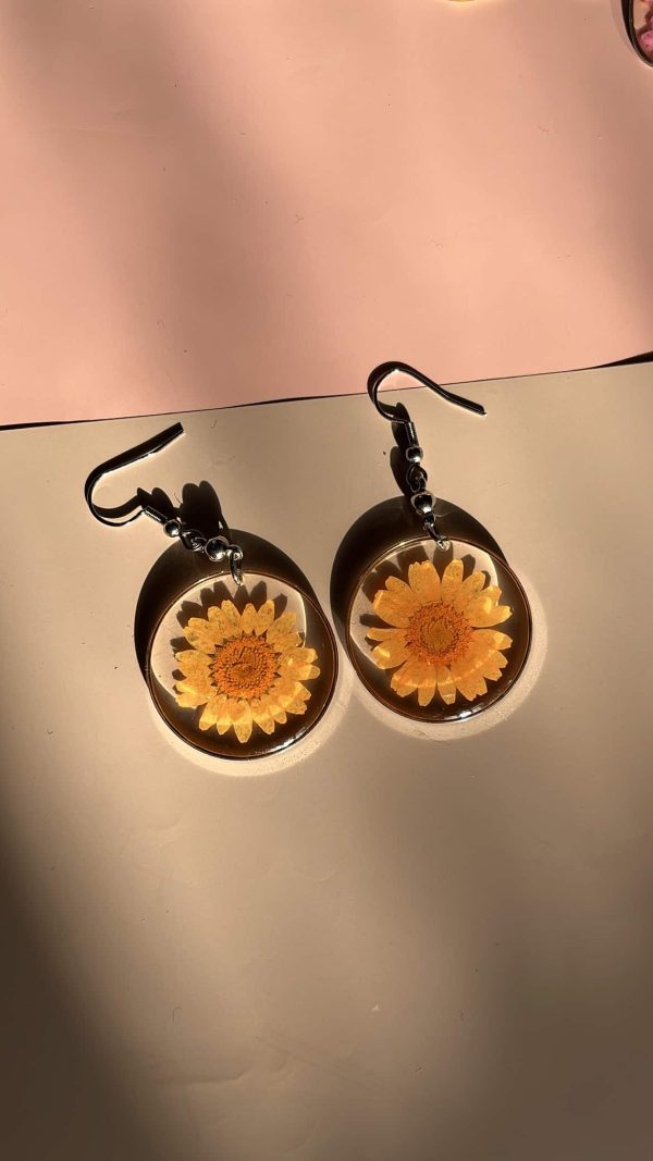 Mellow Daisy earrings - Image 4