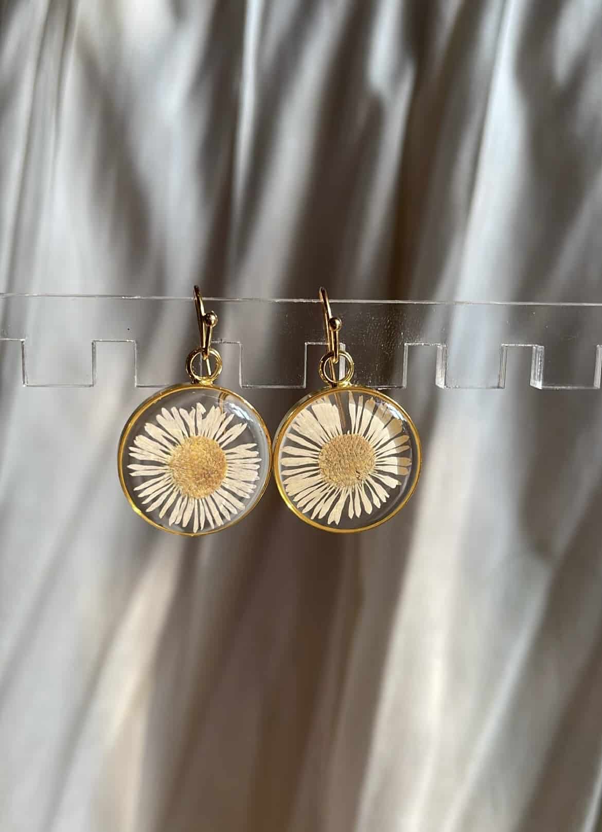 F4692A45-FA58-4F14-B21D-1B6904B5ABD4-1.jpg Aster earrings - Image 1