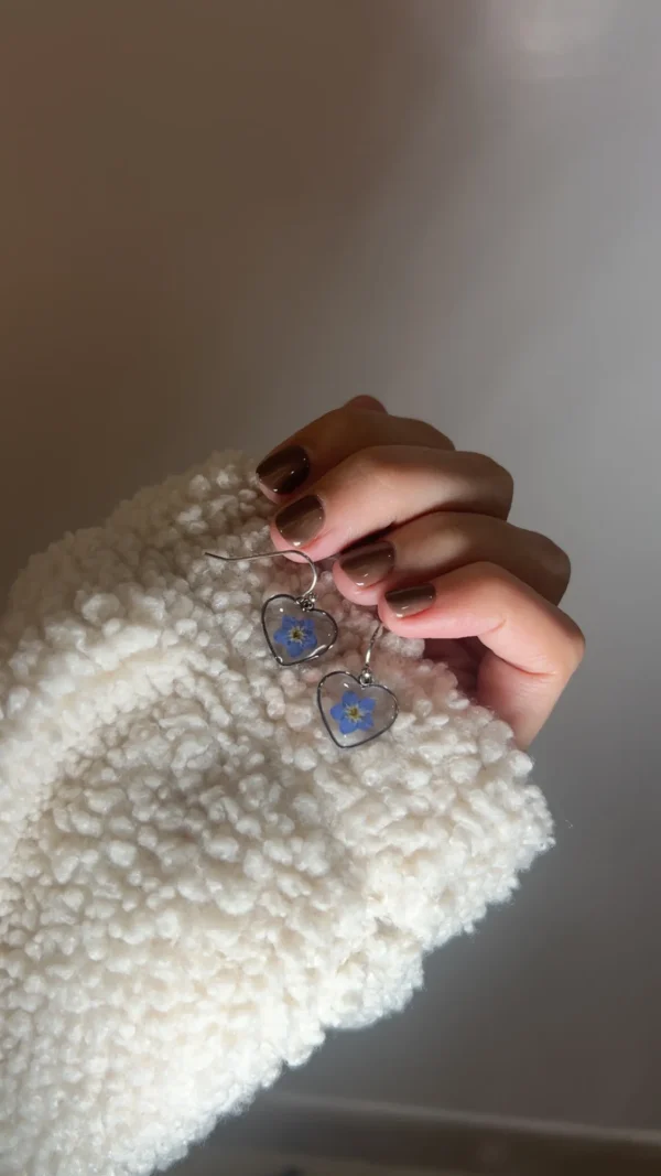 IRIS: Forget-me-not - Image 2