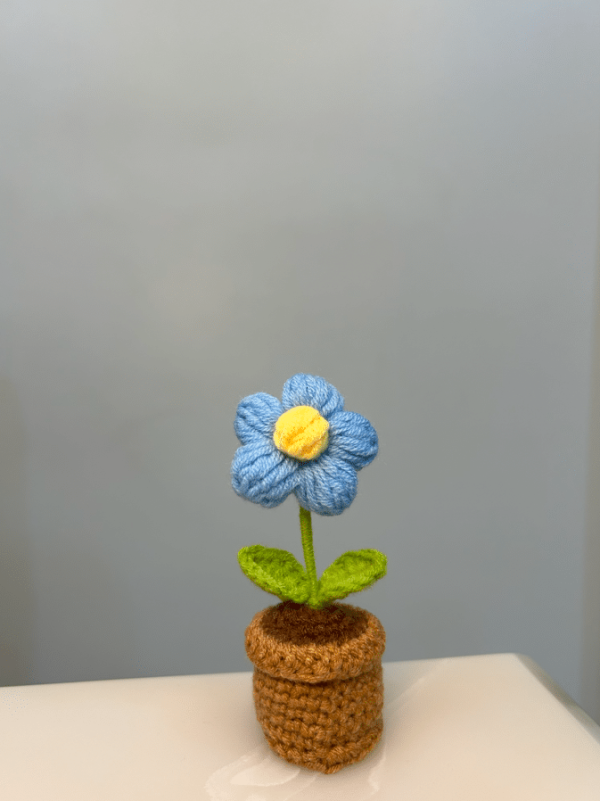 Forget-me-not Pot - Image 2
